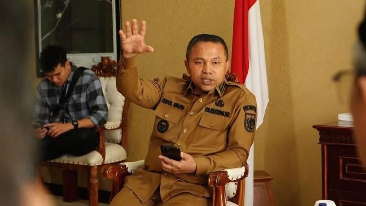 Gubernur Riau Kena OTT KPK dengan Harta Rp4,8 Miliar