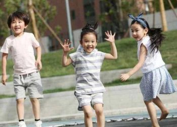 6 Kalimat Ajaib yang Membuat Anak Taat kepada Orang Tua Menurut Para Ahli