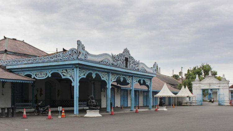 Dualisme Keraton Surakarta dengan Dua Raja Bergelar Pakubowono XIV