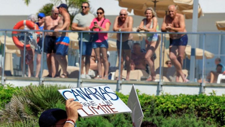 Pariwisata Spanyol Berkembang Pesat namun Dihantui Protes Warga