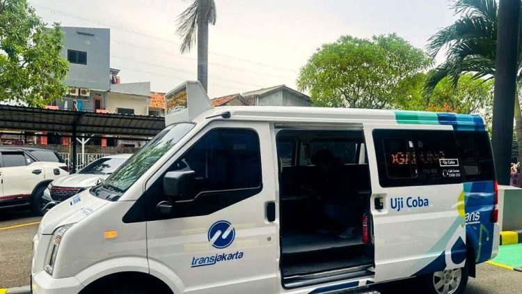 Mulai Desember, 100 Angkot Tua Jakarta Diganti Mikrotrans Listrik Baru