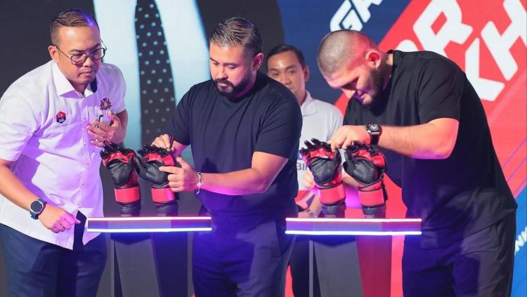 Malaysia Gandeng Khabib untuk Cetak Atlet Juara dan Chong Wei Merasa Bangga