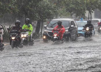 Prediksi Cuaca Ekstrem Hantui Momen Nataru 2025 dan 2026