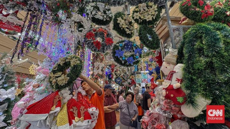 Pernak-pernik Natal Menarik di ITC Mangga Dua