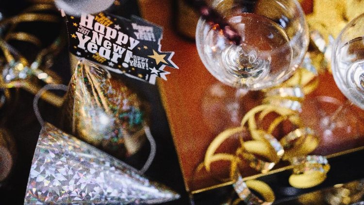 40 Ide Ucapan Tahun Baru 2026 Bahasa Inggris yang Mengesankan