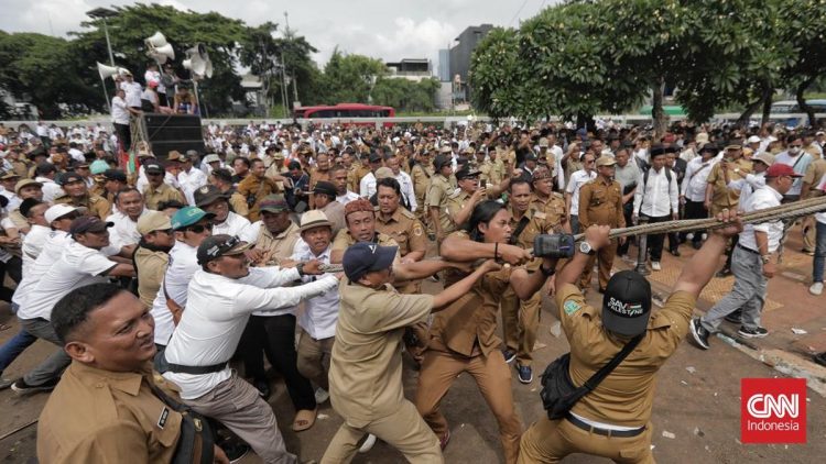 Lalu Lintas Sekitar Monas Dialihkan karena Demostrasi Apdesi
