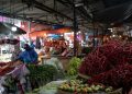 Aktivitas Pasar Tradisional Menjelang Nataru