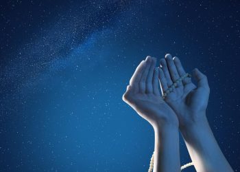 Doa Penutup dan Awal Tahun Baru dalam Bahasa Arab, Latin, dan Artinya