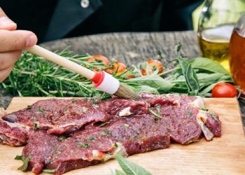 Waspada, 5 Makanan dan Minuman Ini Dapat Memicu Kanker Usus Besar