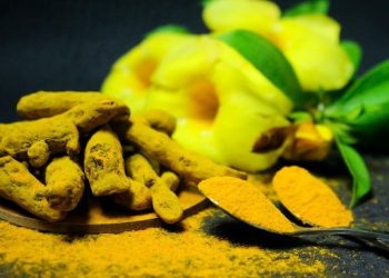 Waktu Terbaik untuk Mengonsumsi Kunyit dan Penjelasannya