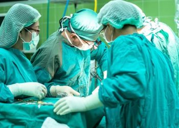 Bedah Ginekologi Tanpa Luka Menggunakan Teknologi vNOTES