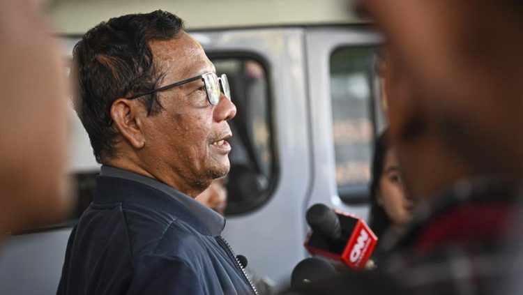 Masalah Utama Internal Polri Menurut Mahfud MD: Politik dan Kepemimpinan