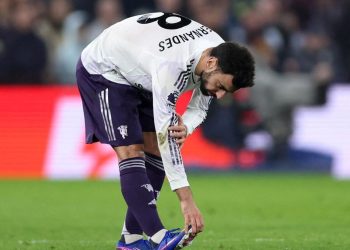 Bruno Fernandes Cedera, MU Tidak Akan Membeli Panik di Bulan Januari