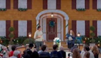 Rekor Rumah Kue Jahe Terbesar Diciptakan Saat Ultah Home Alone