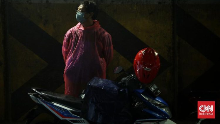 Risiko Motor Terkena Hujan Dalam Waktu Lama