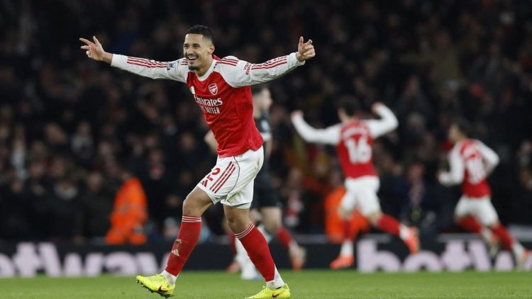 Apakah Kutukan Arsenal Hanya Menjadi Juara Saat Tahun Baru Akan Berakhir?