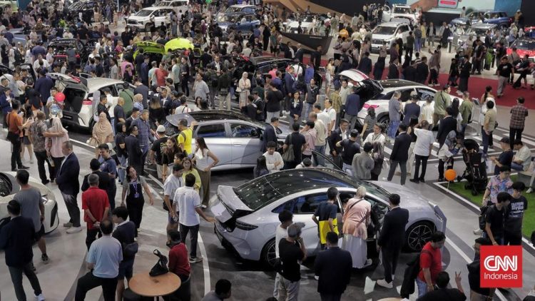 Penjualan Mobil Capai 803 Ribu Unit di 2025, Melebihi Target Gaikindo