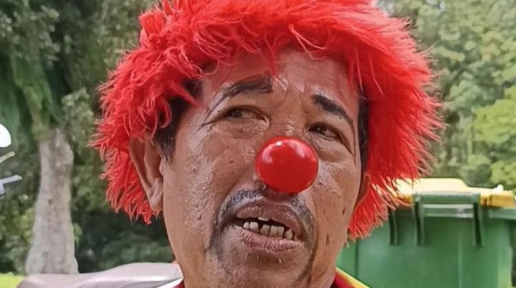 Eks Srimulat Kini Bekerja Sebagai Badut di Bali