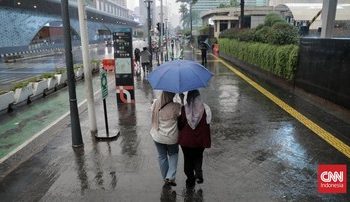 Prediksi Hujan dan Angin Kencang di Jabodetabek hingga 23 Januari menurut BMKG