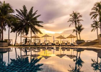 Kolam Renang Mewah di Bandung Hanya untuk Kalangan Kaya