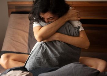 5 Arti Mimpi Bertemu Mantan, Bukan Selalu Tentang Balikan