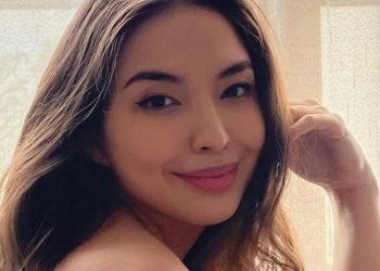 Cerita Manohara Dipaksa Ibunya ke Dukun dan Ikut Ritual yang Viral