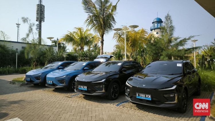 Setop Rakit Mobil di Indonesia Akibat Prinsipal Bangkrut