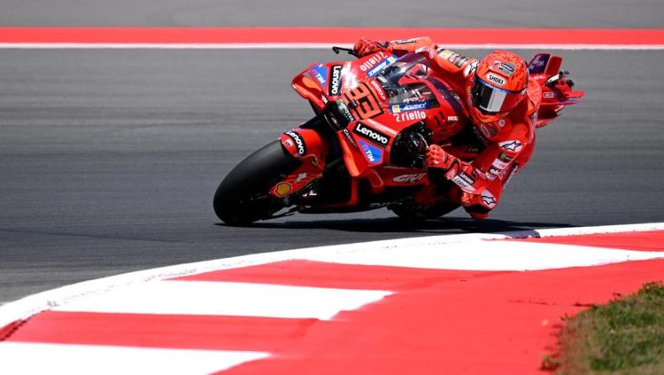 Marquez Bisa Geser Status Jagoan Tua MotoGP Rossi