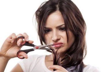 Rambut Bercabang Perlukah Dipotong Ini yang Perlu Diketahui