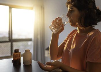 7 Vitamin yang Perlu Diminum di Pagi Hari untuk Kinerja Optimal